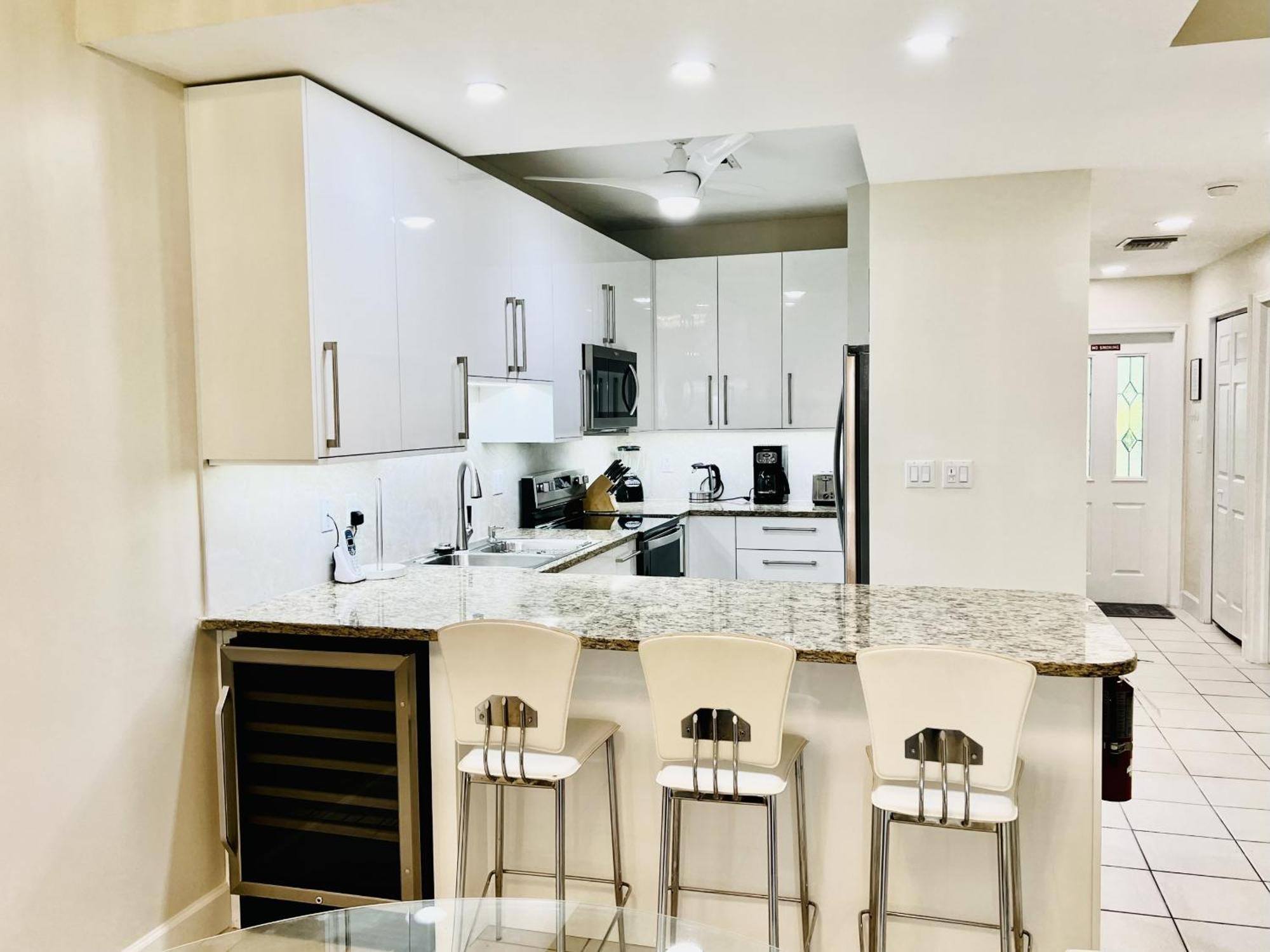 جورج تاون Regal Beach Club الغرفة الصورة